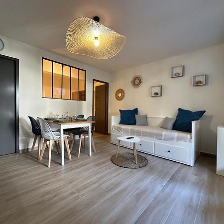 Appartement Climatise Avec Chambre Et Parking Privatif Locations Vld Camargue Saintes-Maries-de-la-Mer Exterior photo
