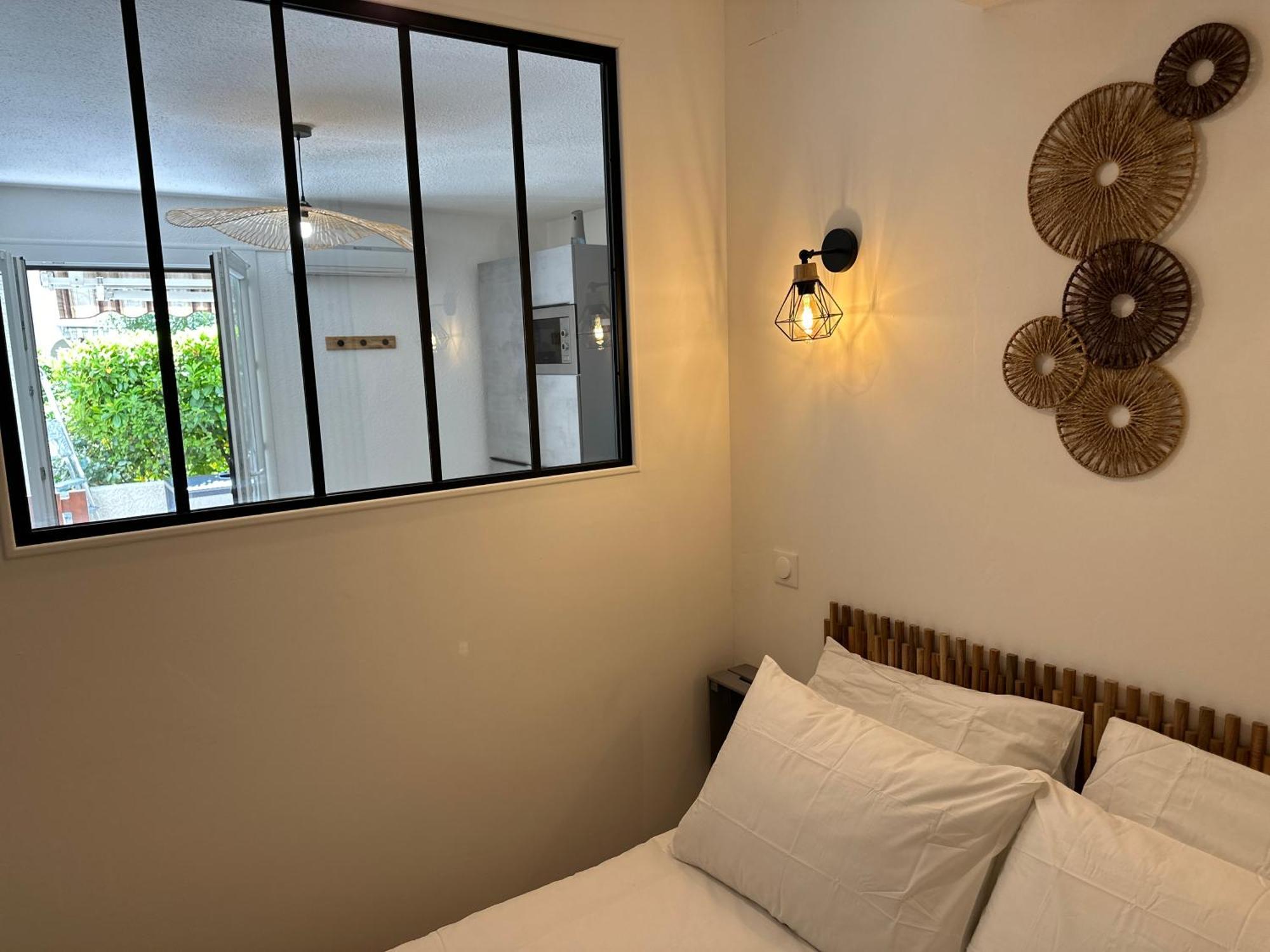 Appartement Climatise Avec Chambre Et Parking Privatif Locations Vld Camargue Saintes-Maries-de-la-Mer Exterior photo