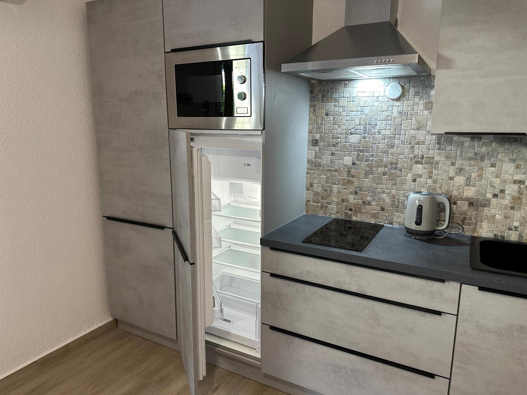 Appartement Climatise Avec Chambre Et Parking Privatif Locations Vld Camargue Saintes-Maries-de-la-Mer Exterior photo